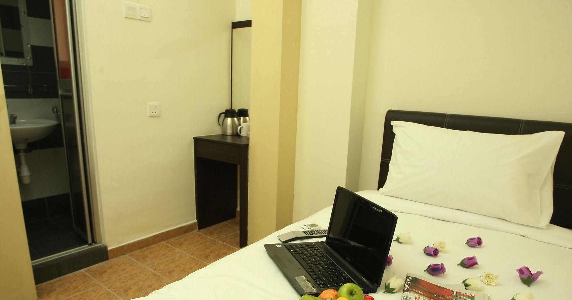 T-Hotel Jb Johor Bahru Exterior foto